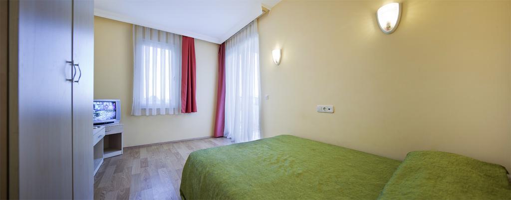 Larissa Garden Hotel Kemer Ngoại thất bức ảnh